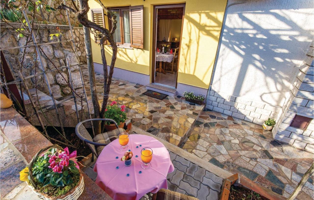 Cozy Apartment In Lovran With Kitchen エクステリア 写真
